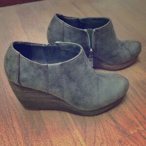 Dr. Scholl's harlie wedge booties